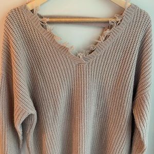 SOLD! Moon & Madison Tan Long Sleeve V-Neck Knitted Sweater in Size Medium